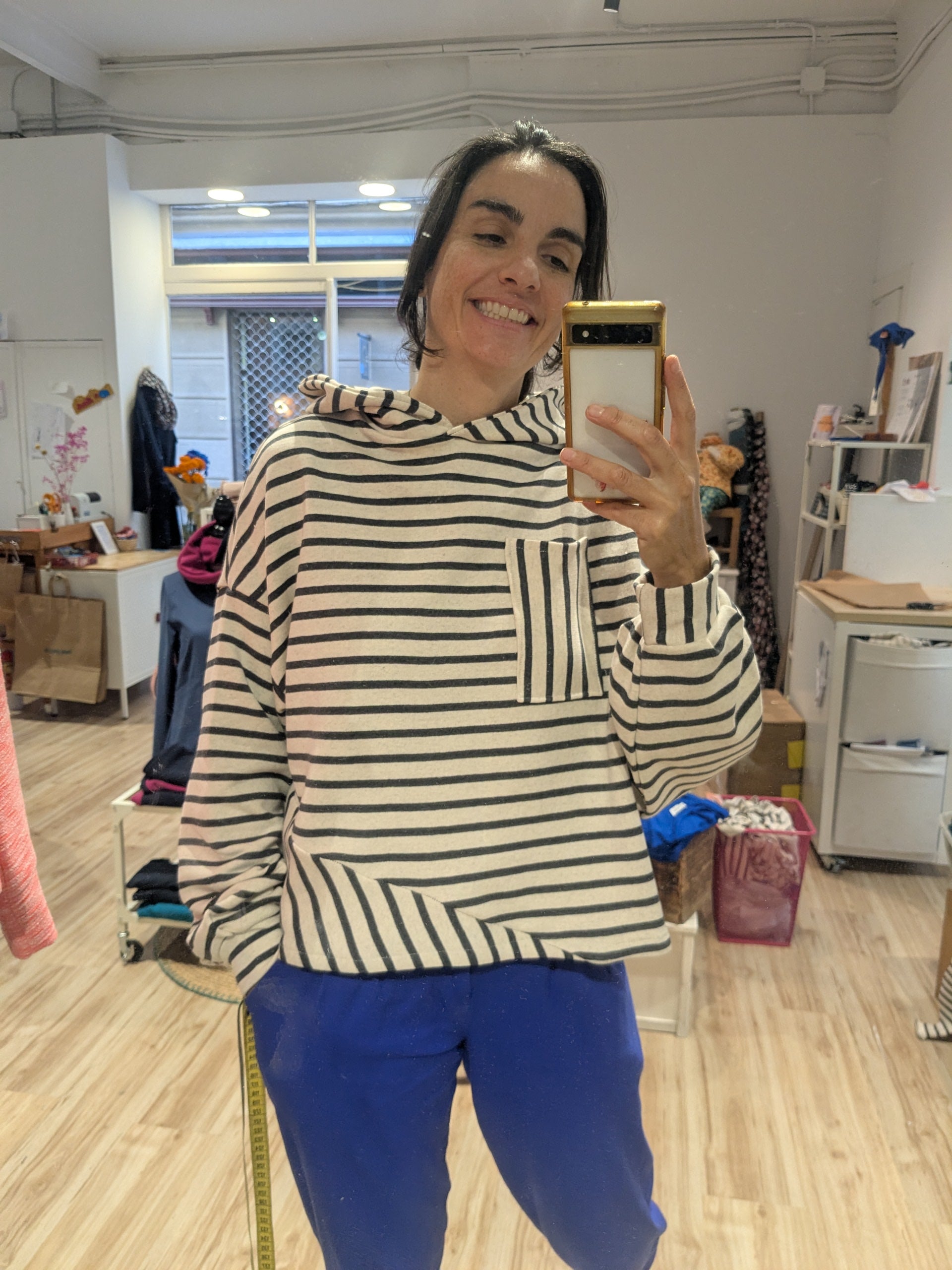 SUDADERA RAYAS CAPUCHA
