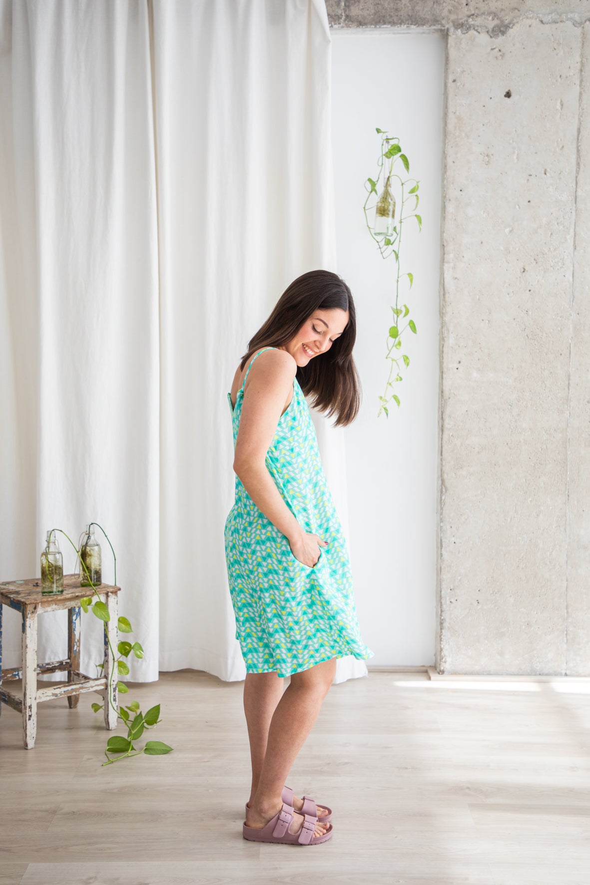 VESTIT SINGAPORE ESTAMPAT TRIANGLES