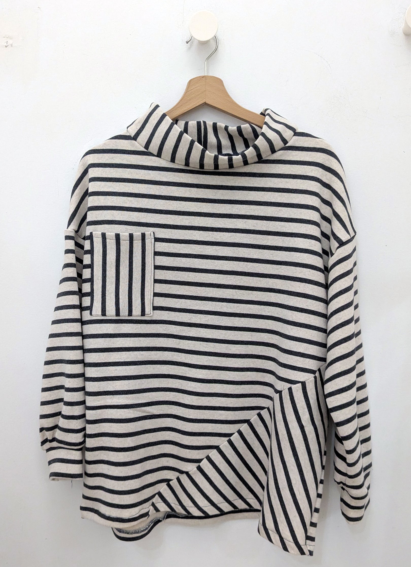 SUDADERA RAYAS