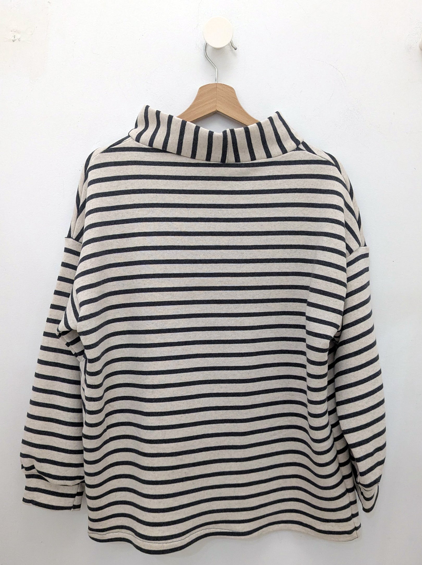SUDADERA RAYAS