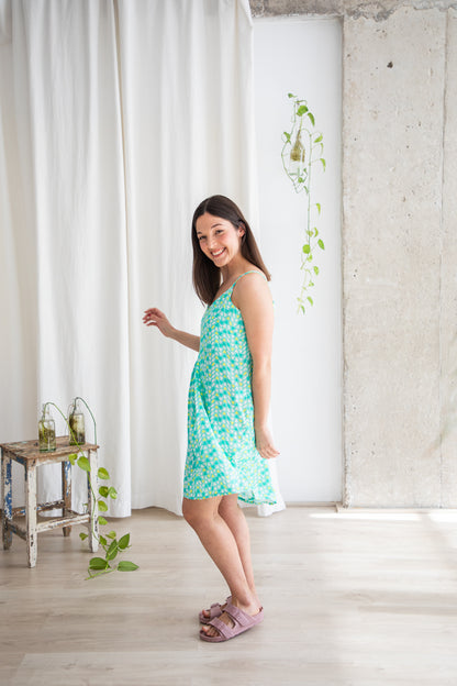VESTIT SINGAPORE ESTAMPAT TRIANGLES