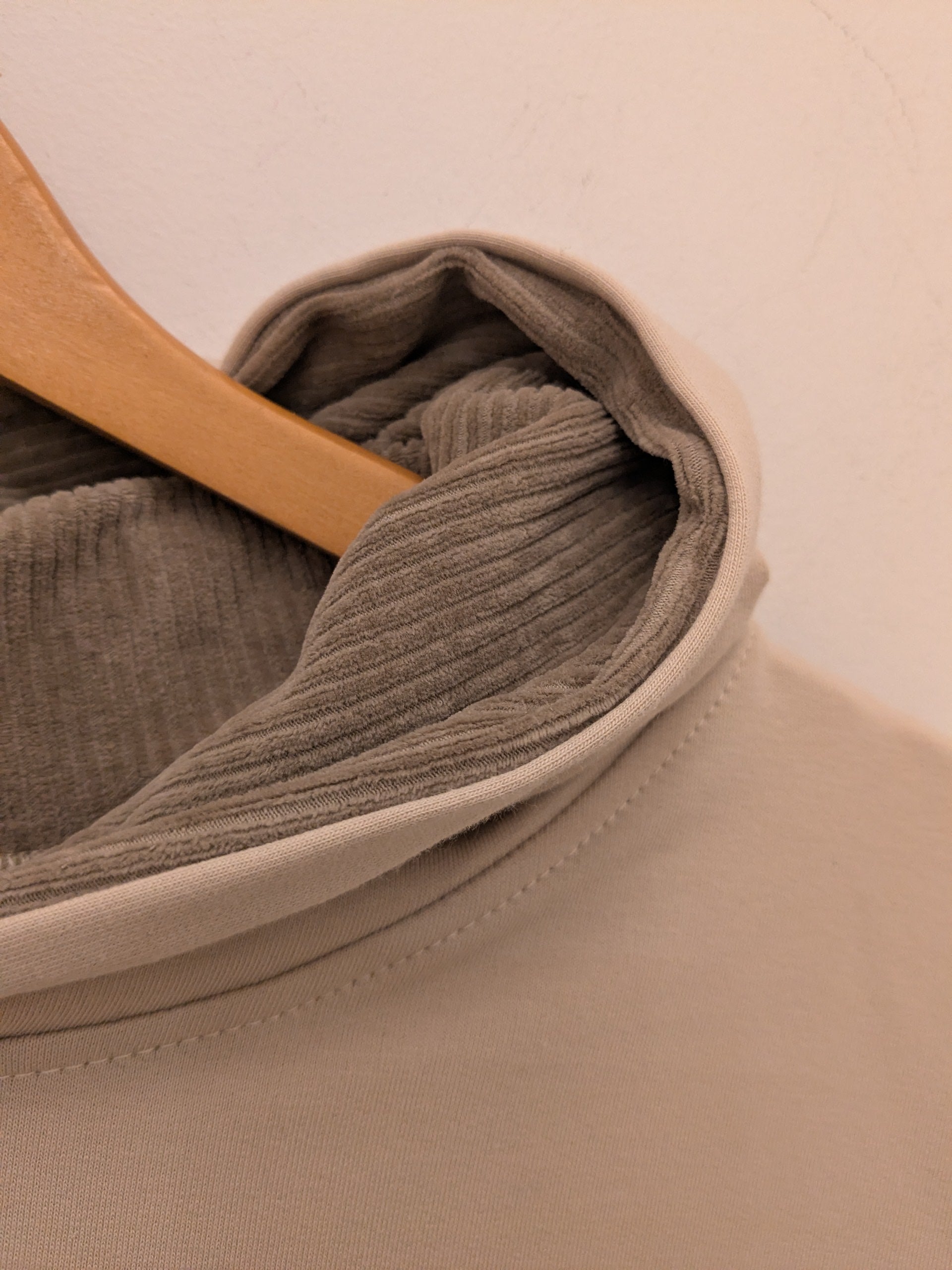 SUDADERA NOGENDER DILUVI