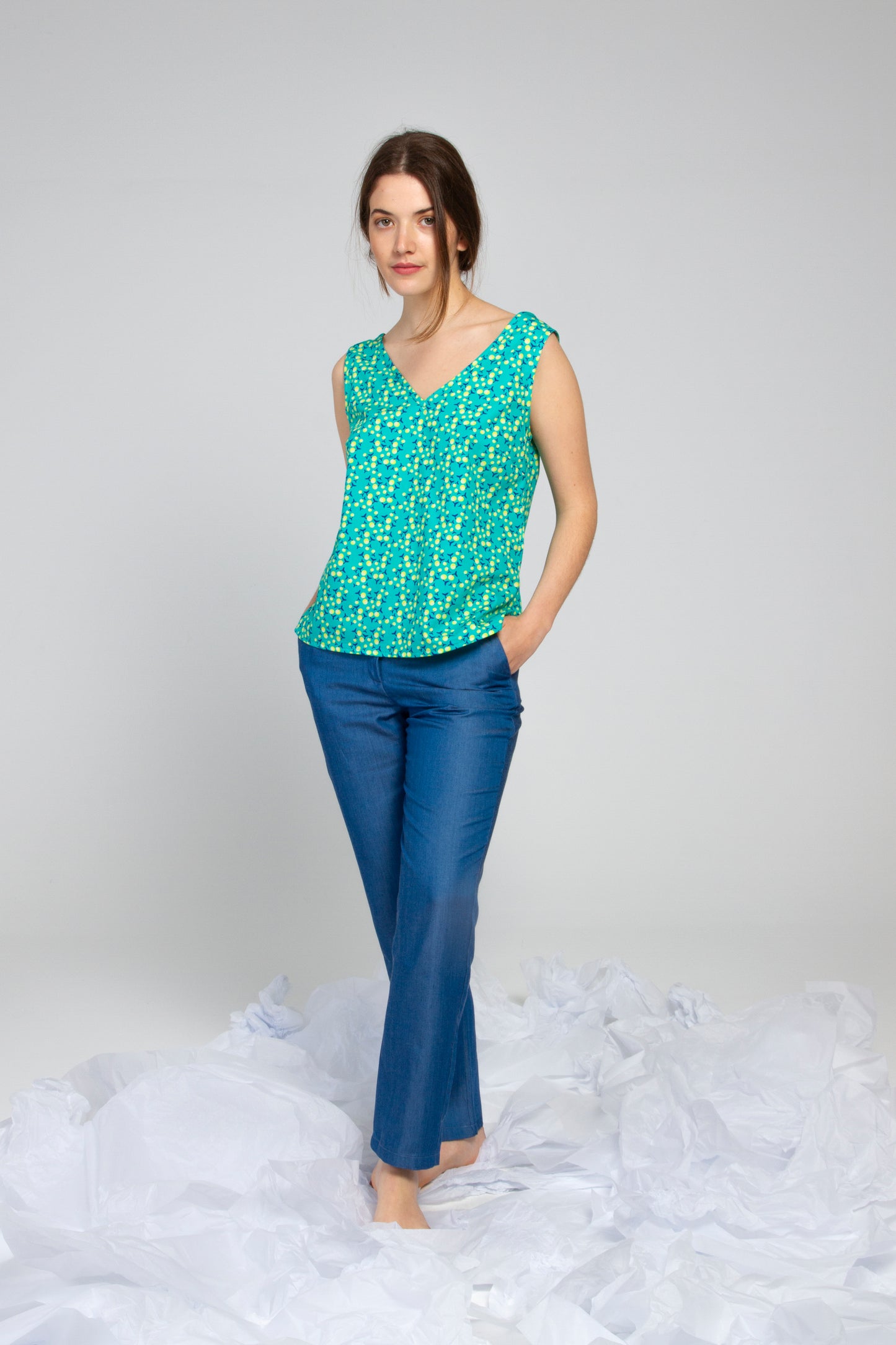 MIRIAM TOP WITH WHALE TAIL PRINT